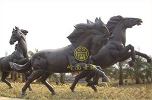 廣東中山火炬開發(fā)區(qū)《銅馬》動物雕塑工程