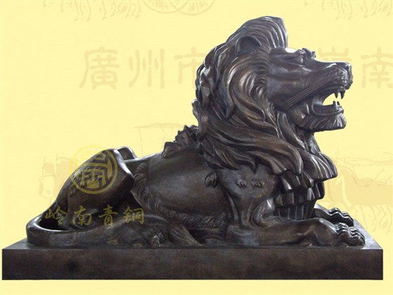 匯豐獅（3號）長2.13米，寬1米，高1.48米