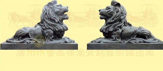 匯豐獅（4號）長2.38米，寬1.08米，高1.68米