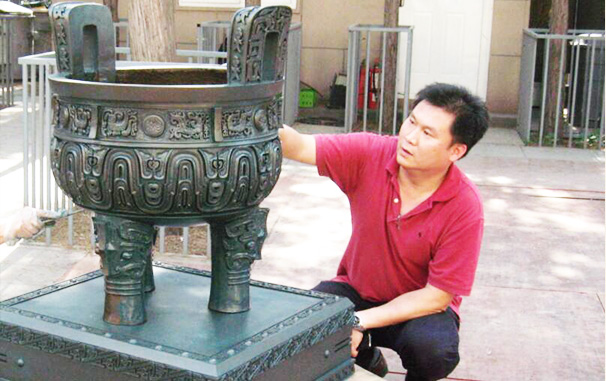 嶺南青銅總經(jīng)理：梁汝南