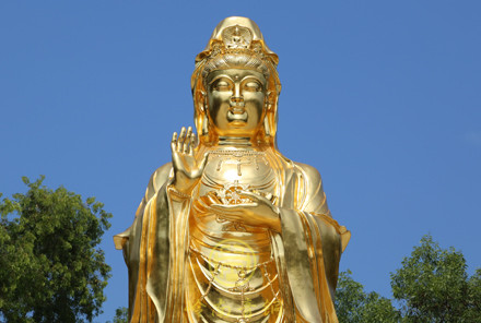 中山阜沙貼金觀音巨型佛像（12米）