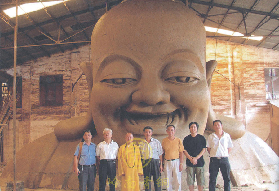 福建龍巖彌勒佛