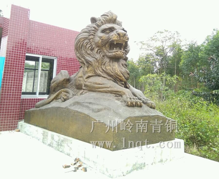 銀行銅獅子