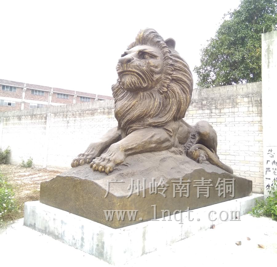 銀行銅獅子